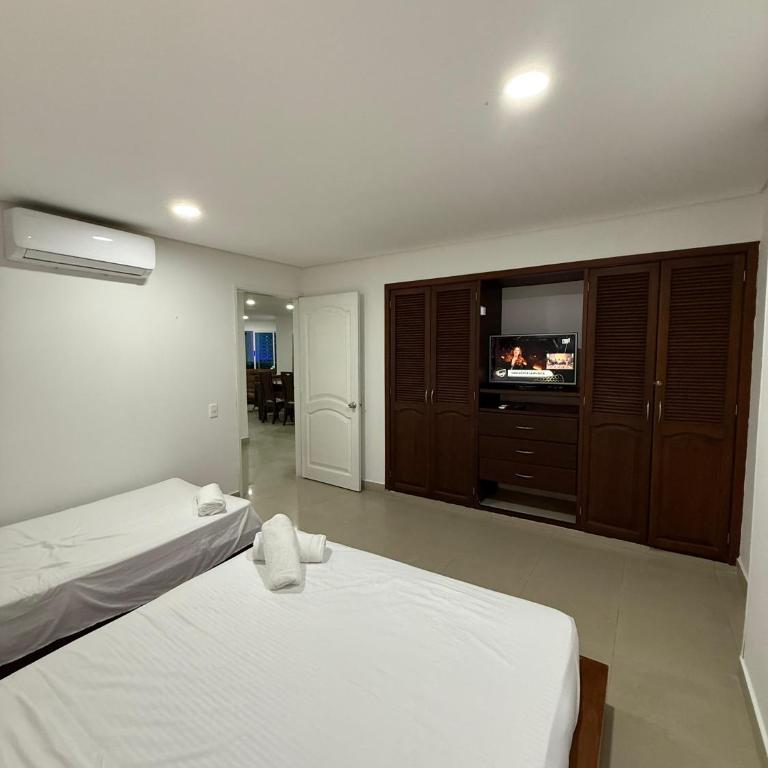 APARTAMENTO 2 HABITACIONES AMOBLADO CARTAGENA 703a - Two-Bedroom Apartment - 27