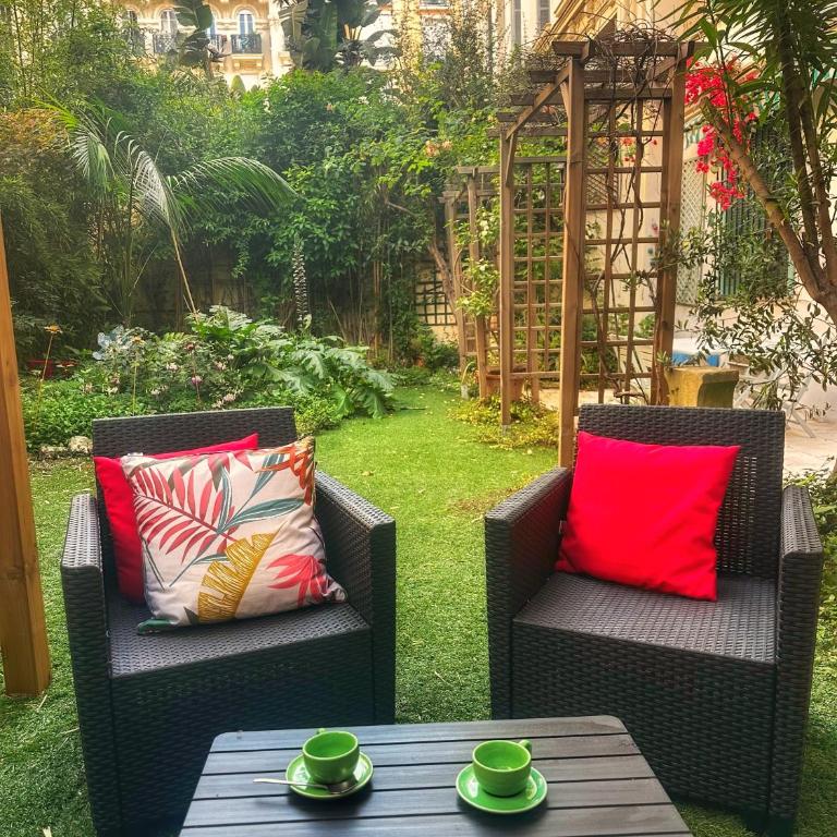 Homelivia, Luxueux Appartement avec Jardin privé - Appartement - Vue sur Jardin - 2