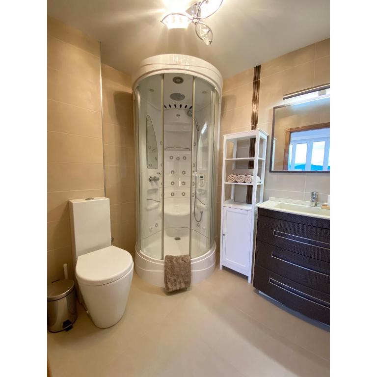 Modern flat and private attic close to beach - Apartamento de 2 dormitorios - 17