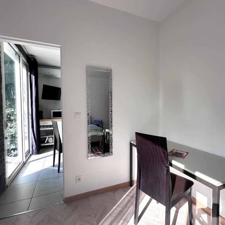 T2 dans villa plain-pied avec parking privé - Appartamento con 1 Camera da Letto - 2