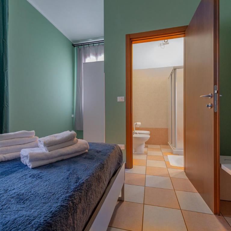 Marconi Lodge - Camera Matrimoniale con Bagno Privato - 8