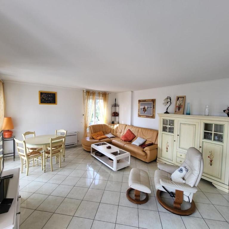 Beach 5 mins walk,Wi-fi,AC,Pool,Parking,Elevator - Appartamento con 2 Camere da Letto - 16