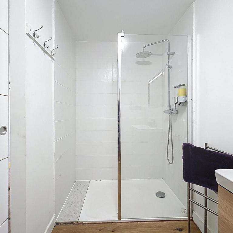 Le Datrio - Appartement proche des halles - Wifi et climatisation - One-Bedroom Apartment - 5