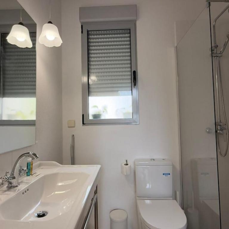 Stylish flat with natural light for 4 pax - LR1 - Apartamento de 2 dormitorios - 6