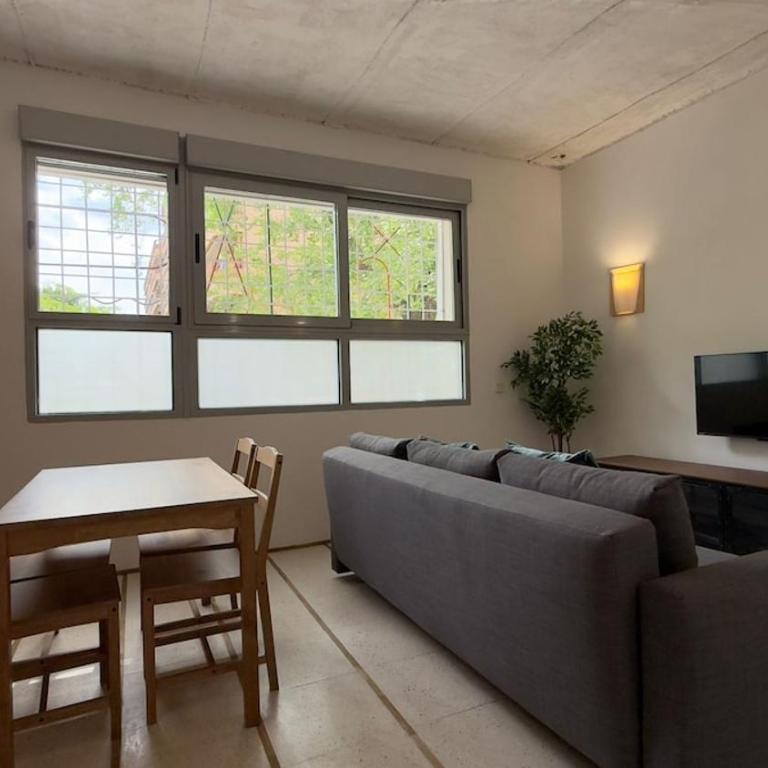 Stylish flat with natural light for 4 pax - LR1 - Apartamento de 2 dormitorios - 12