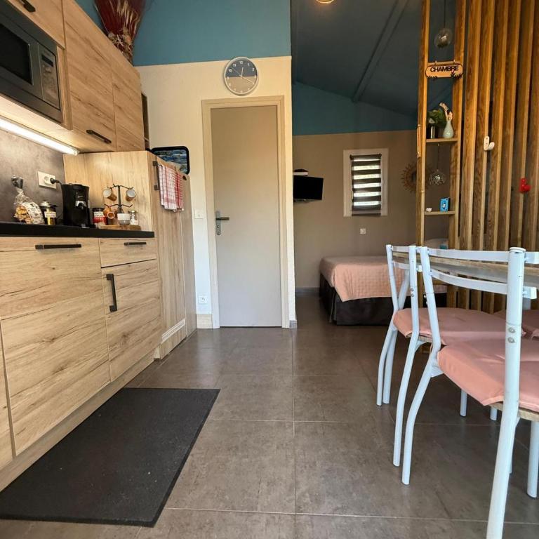 Studio de charme à 300 m de la Plage de Santa Giulia - Casa con 1 dormitorio - 15