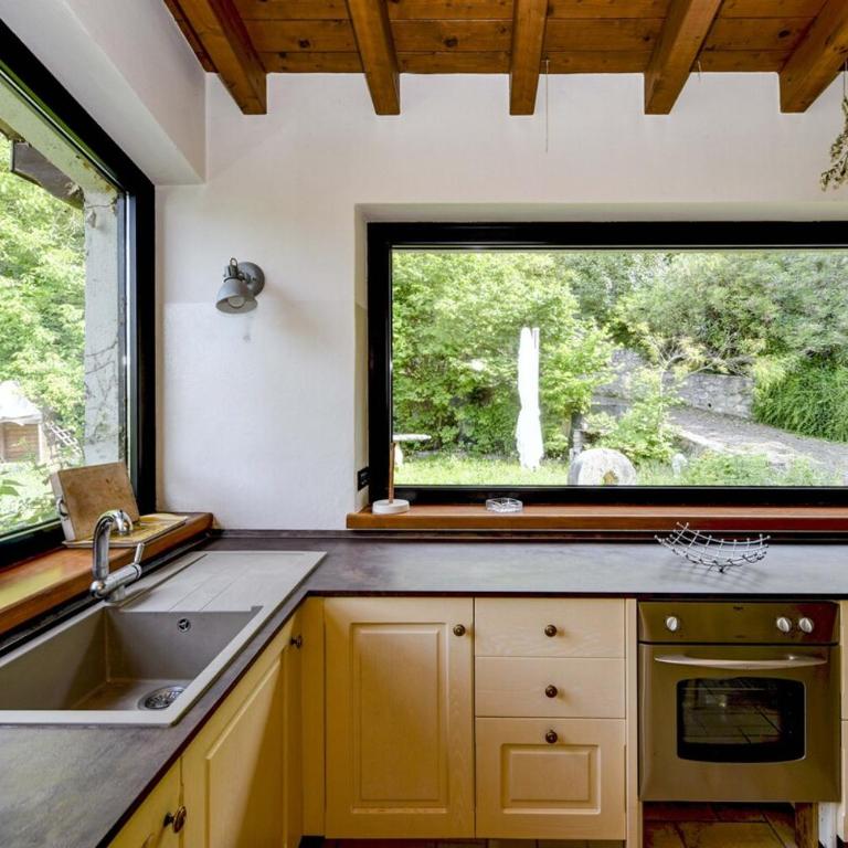 Loft panoramico a Tignale con giardino e parcheggio - Appartamento con 2 Camere da Letto - 2