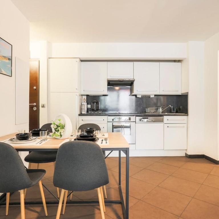 2Room Apart with AC, 3 min to the beach, Small garage - Appartement 1 Chambre - 15