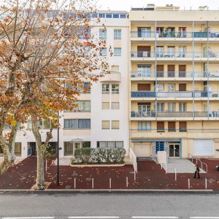 2Room Apart with AC, 3 min to the beach, Small garage - Appartement 1 Chambre - 29