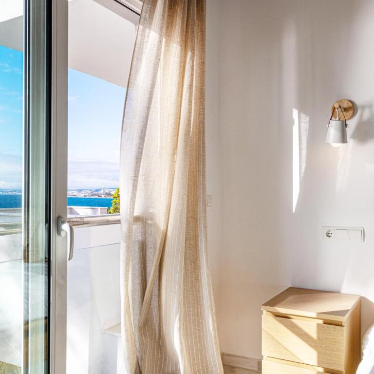 Apartamento en primera línea de playa en Estepona - Apartamento de 2 dormitorios - Frente al océano - 8