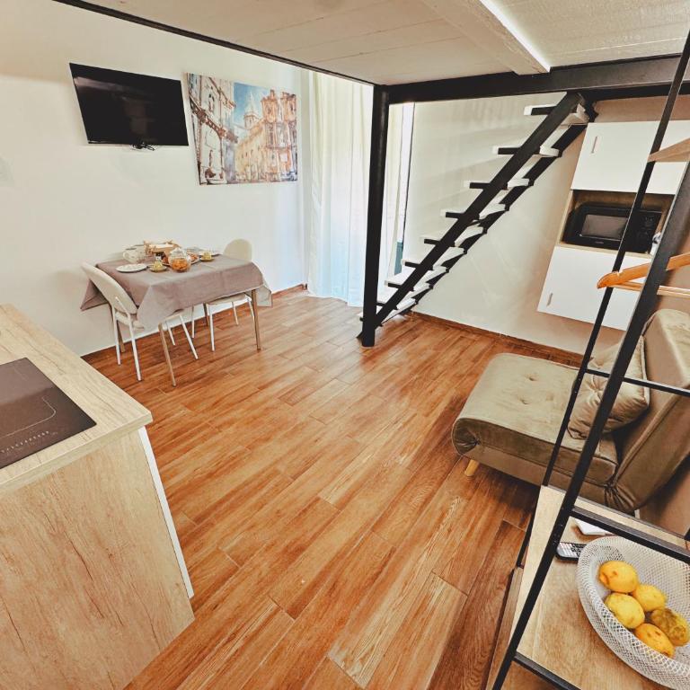 Oxalis Rooms & Suite - Camera Matrimoniale con Balcone - 3