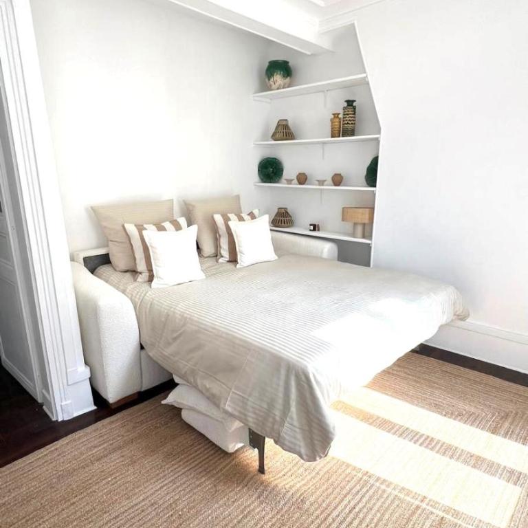 Elegant Montmartre Apartment Overlooking Paris Rooftops - Appartement - 7