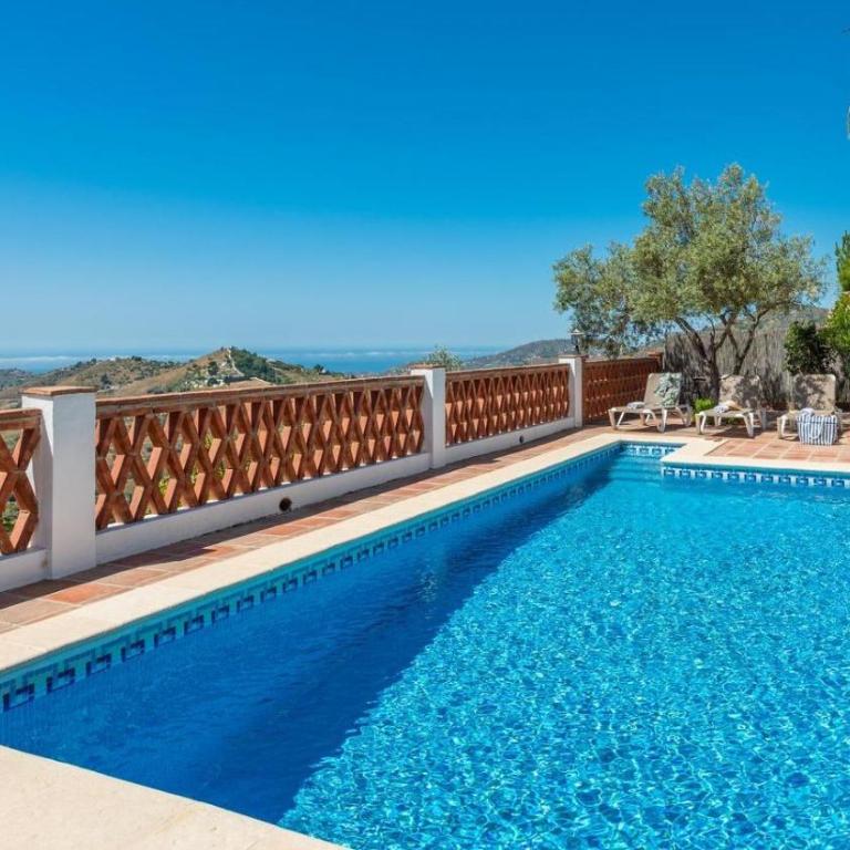 Casa Cuatro Caminos Frigiliana by Ruralidays - Villa - 1