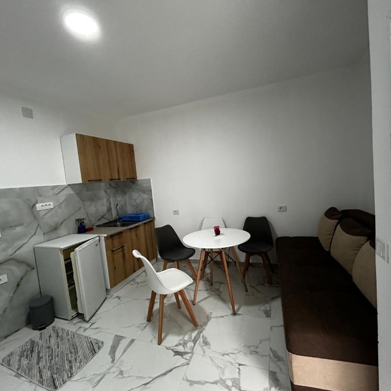 Apartmani Musić - One-Bedroom Apartment - 2