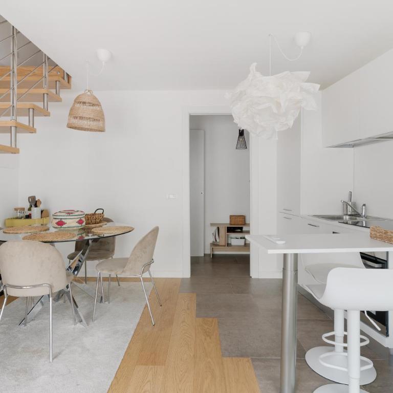 Porta Romana - Caldara - Spazioso Loft di Design - Appartamento con 1 Camera da Letto - 2