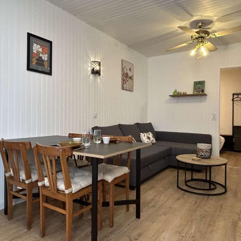 T2 BANYULS SUR MER 2 couchages BN640-001 - One-Bedroom Apartment - 2