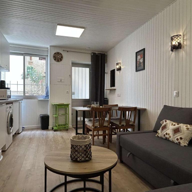 T2 BANYULS SUR MER 2 couchages BN640-001 - One-Bedroom Apartment - 4