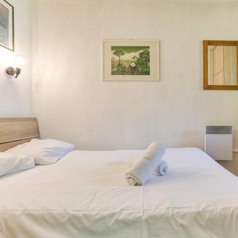 Apartment Chamois Blanc 1 - Central Chamonix Haven - Appartement - Vue sur Jardin - 6
