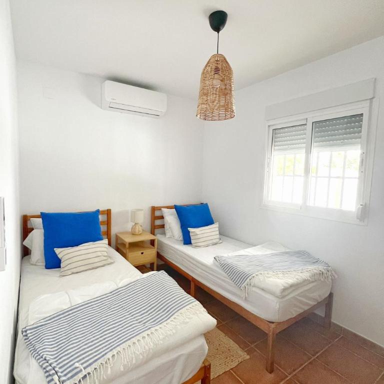 Chalet Vacacional ELIÁ -Piscina Privada, BBQ, Wifi - Casa de 3 dormitorios - 36