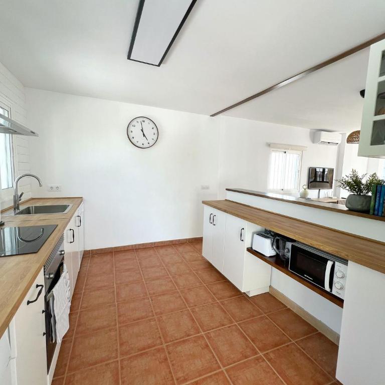 Chalet Vacacional ELIÁ -Piscina Privada, BBQ, Wifi - Casa de 3 dormitorios - 19