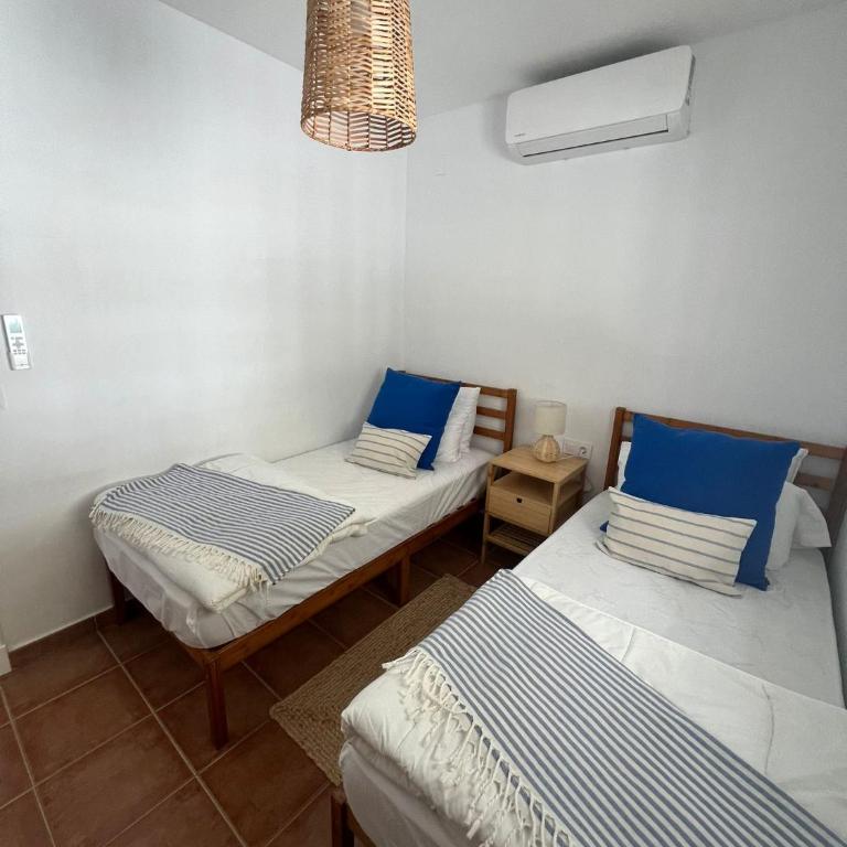 Chalet Vacacional ELIÁ -Piscina Privada, BBQ, Wifi - Casa de 3 dormitorios - 37