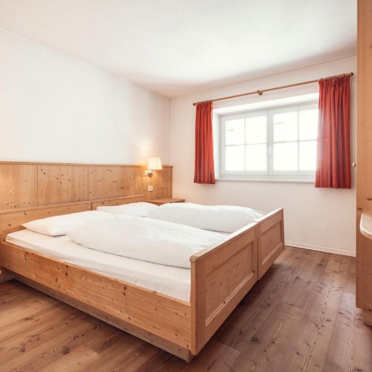 Hotel Rose Wenzer - Camera Matrimoniale con Bagno Privato - 9