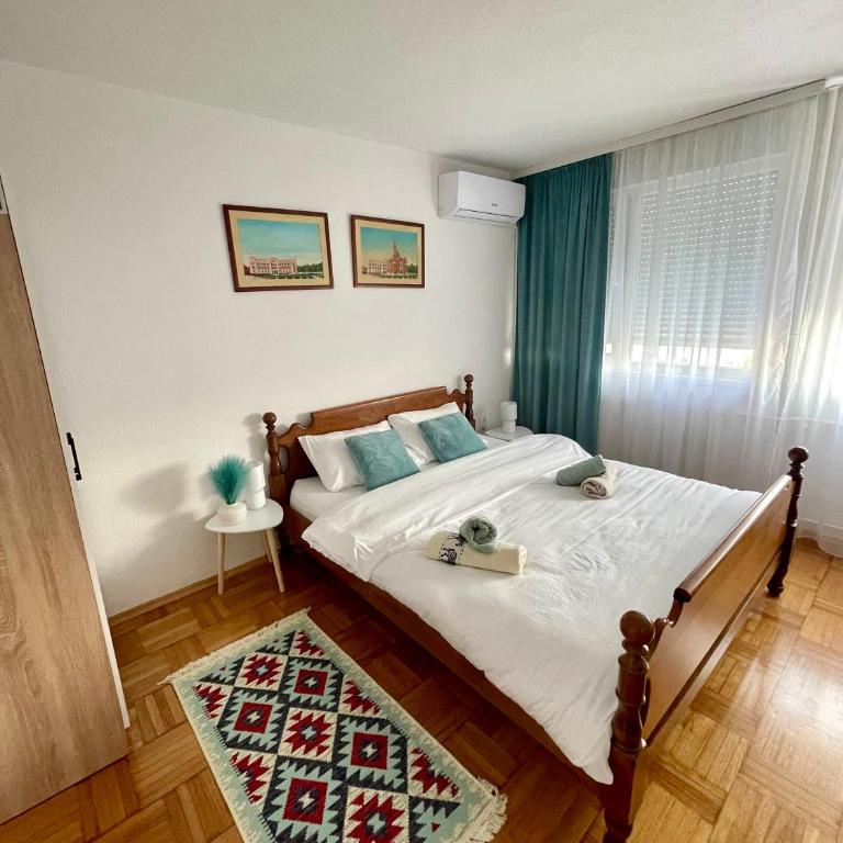 Studio Bulevar - One-Bedroom Apartment - 1