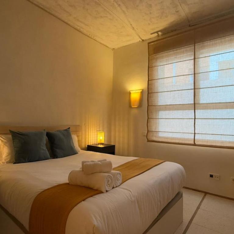 Perfect getaway in San Blas-Canillejas - LR3 - Two-Bedroom Apartment - 1