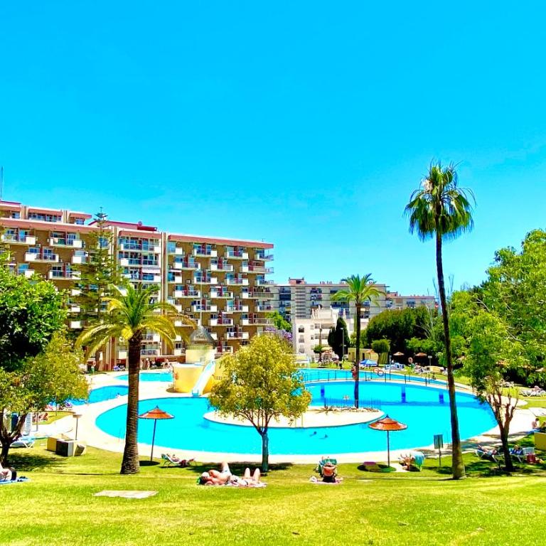 Costa Breeze Apartment - Jupiter - One-Bedroom Apartment with Sea View and Balcony - 5
