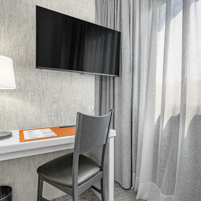 Acacia Suite - Superior Suite with Kitchenette - 25