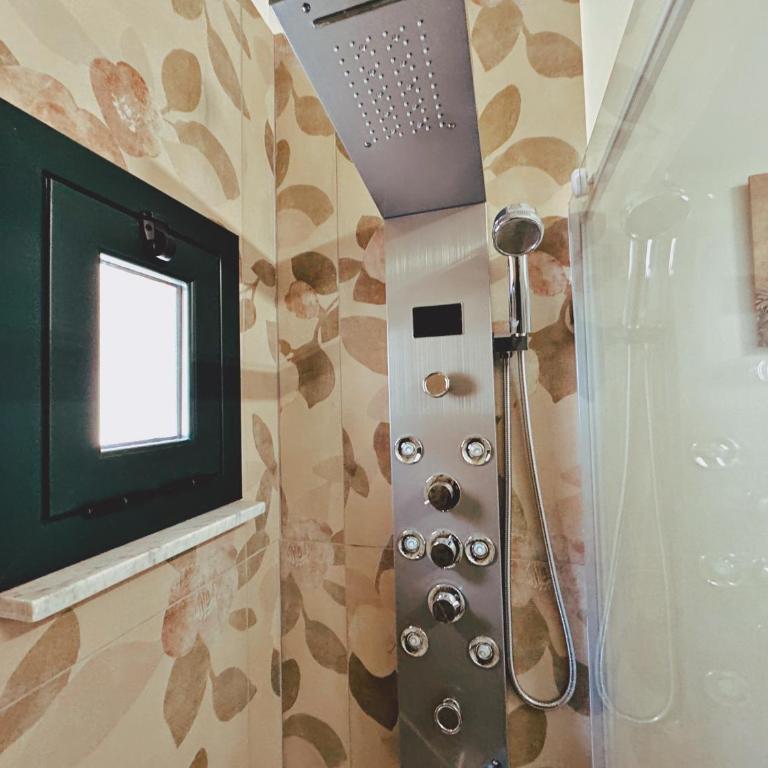 Oxalis Rooms & Suite - Camera Queen Deluxe - 6