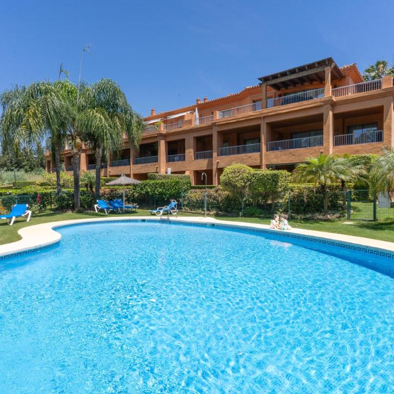 Benatalaya Golf Views - Apartamento Deluxe de 2 dormitorios con vistas al jardín - 1