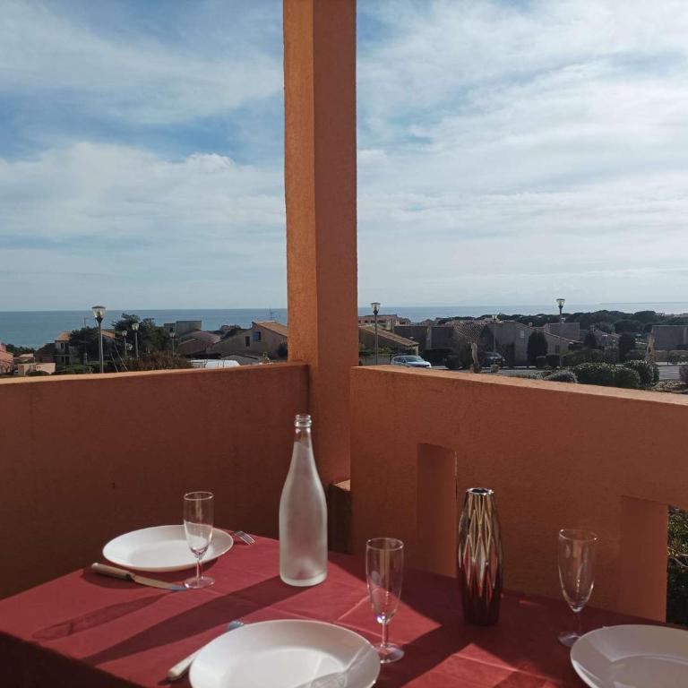 SP520-C154 Appartement 2 pièces 4 couchages SAINT PIERRE LA MER - Appartement 2 Chambres - 3