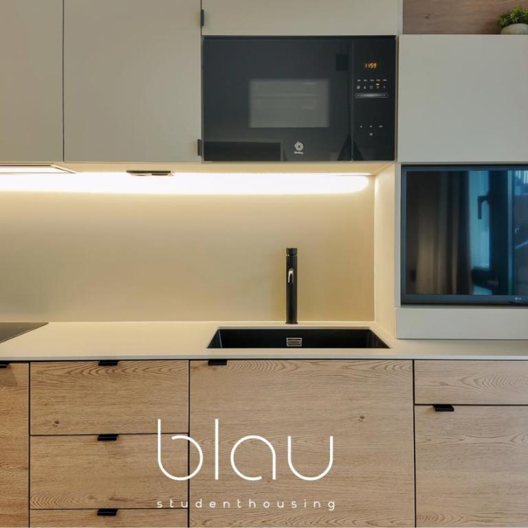 BLAU Student Housing - Students Only - Single Room with Private Bathroom - 7