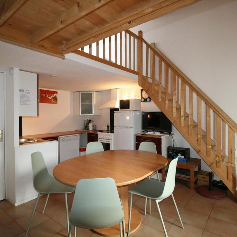 maison dans résidence piscine juillet et août - Casa con 1 dormitorio - 5