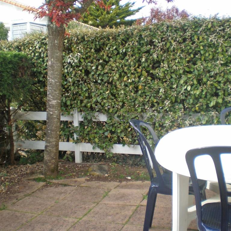 maison dans résidence piscine juillet et août - Casa con 1 dormitorio - 12