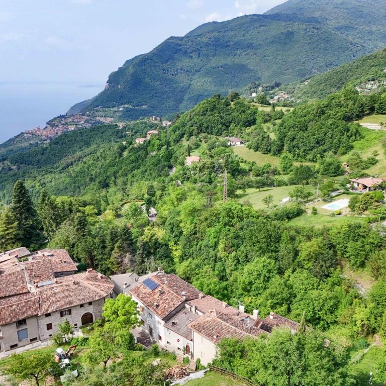 Tignale - Charme Rustico, Vista Lago con Parcheggio - Appartamento con 2 Camere da Letto - 23