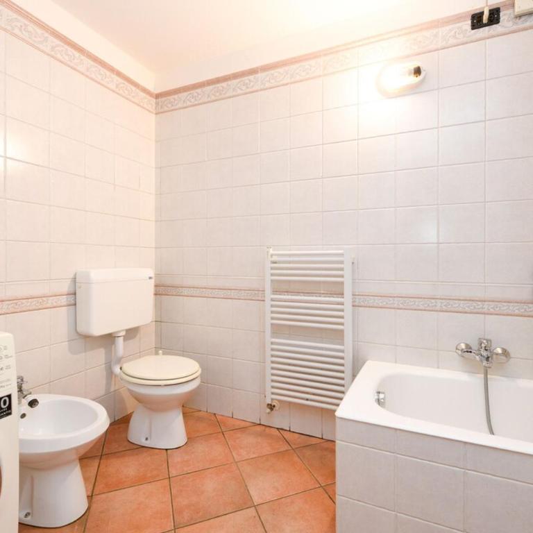 Tignale - Charme Rustico, Vista Lago con Parcheggio - Appartamento con 2 Camere da Letto - 17