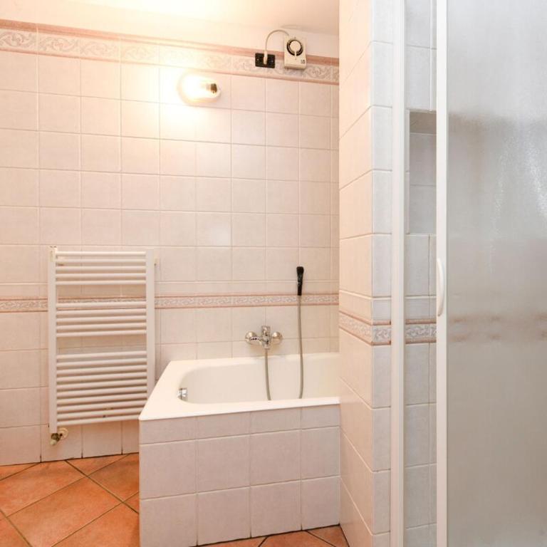 Tignale - Charme Rustico, Vista Lago con Parcheggio - Appartamento con 2 Camere da Letto - 15
