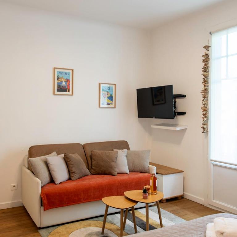 Studio Blvd Carnot 10 min Palais Festivals - Balcony & AC - Studio avec Balcon - 11