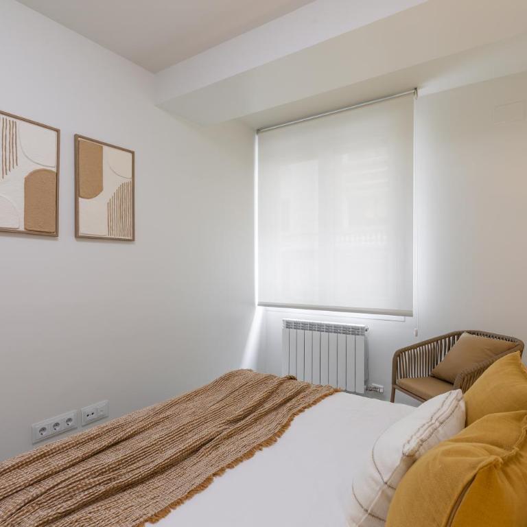 Apartamentos Kyns - Three-Bedroom Apartment - 18