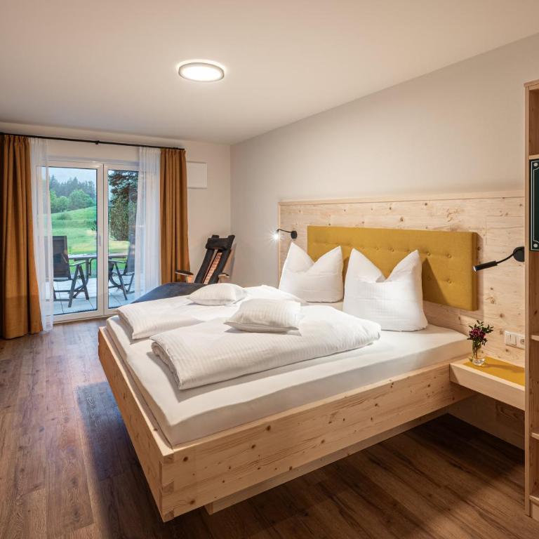 RUBEN 15 Ferienwohnungen - Apartment mit 3 Schlafzimmern und Aussicht - 6