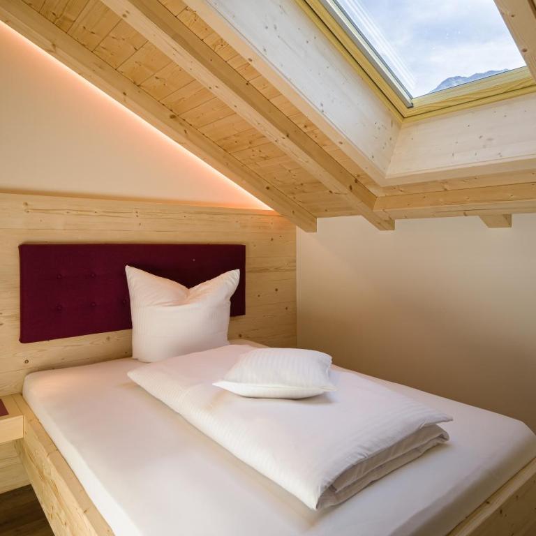 RUBEN 15 Ferienwohnungen - Apartment mit 3 Schlafzimmern und Balkon - 8