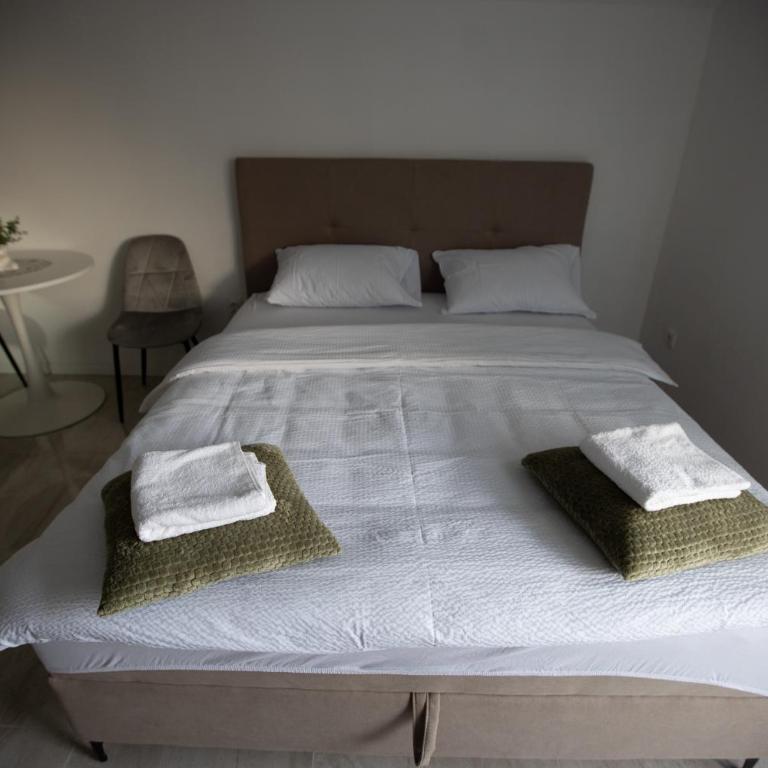 Apartmani Trio - Apartman sa 1 Spavaćom Sobom - 10
