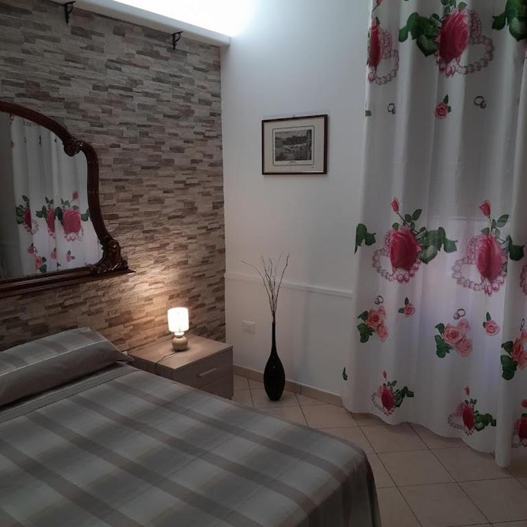 CasaVacanzeLucia1 0 - Casa con 2 Camere da Letto - 1