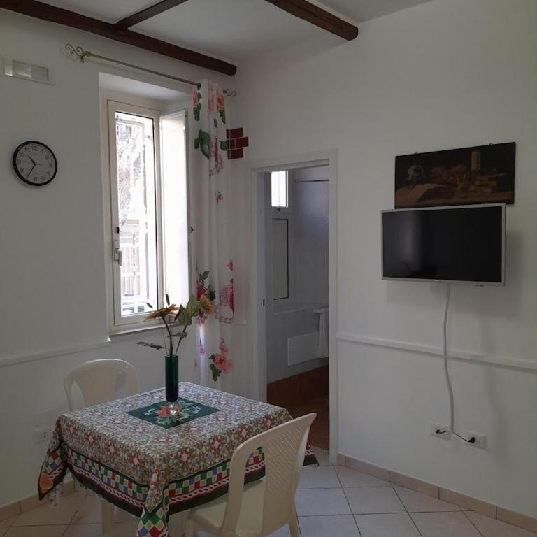 CasaVacanzeLucia1 0 - Casa con 2 Camere da Letto - 4