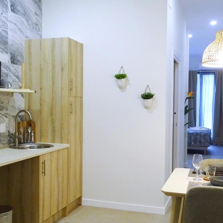 Loft Valencia PTZ - Between Arts Roig Arena & Ruzafa Street Suites - Private Entry - Standard Apartment - 1