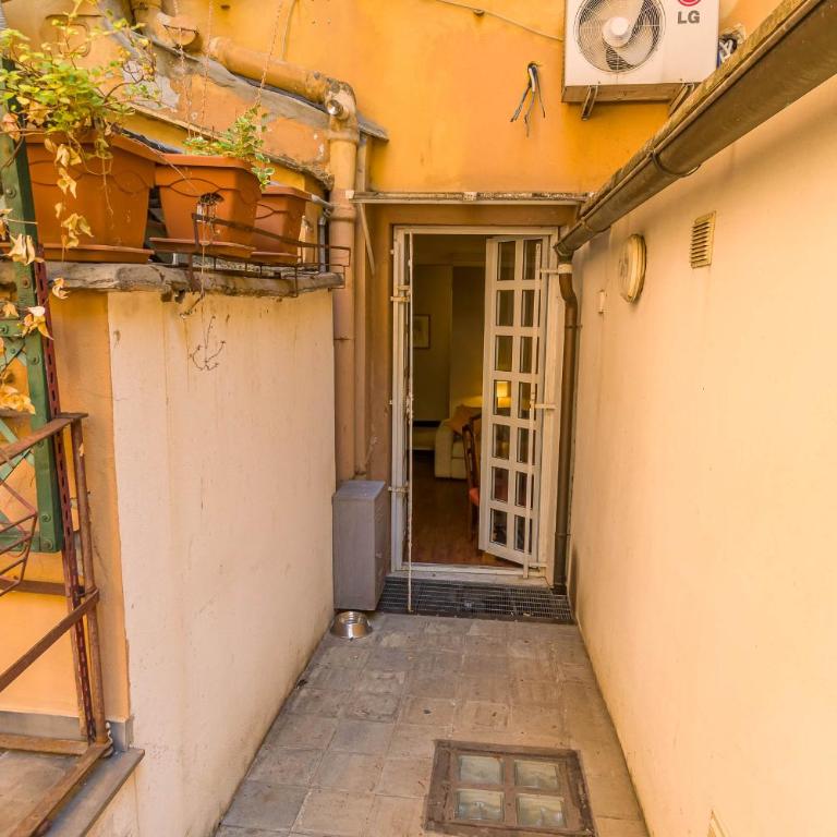 GuestHost - Santa Caterina Charming - Lovely Stay in Genoa - One-Bedroom Apartment - 32