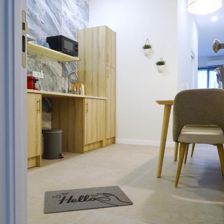 Loft Valencia PTZ - Between Arts Roig Arena & Ruzafa Street Suites - Private Entry - One-Bedroom Apartment - Non-Smoking - 2