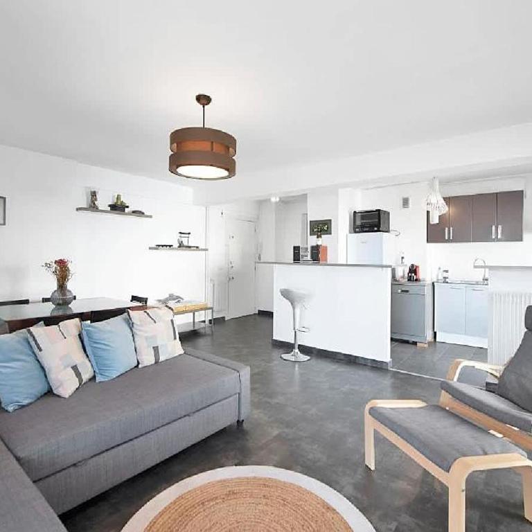 LE VERSAILLES plaisir et confort en centre-ville, pour séjours en famille ou business - Appartement 2 Chambres - 4